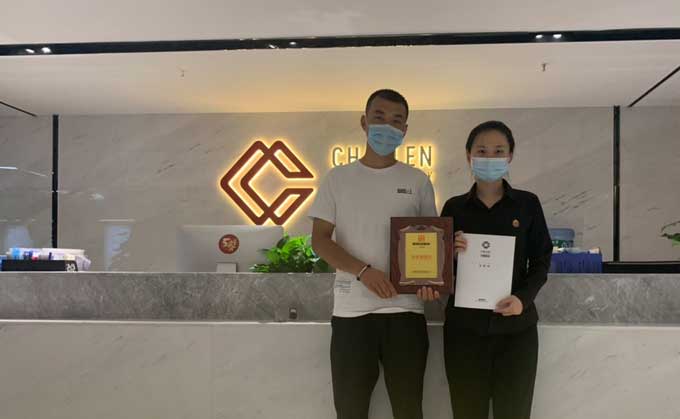 恭喜山東德州的高先生加盟帽牌貨冒菜