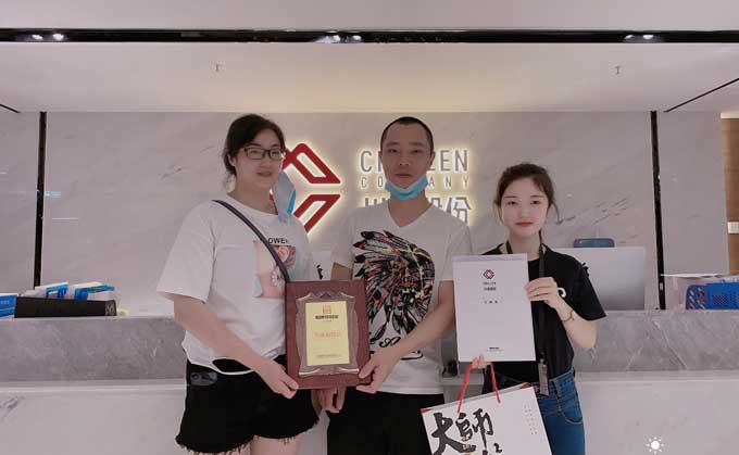 恭喜李先生夫婦與川魂公司合作