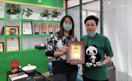 羅老板一直想要開一個餐飲小店