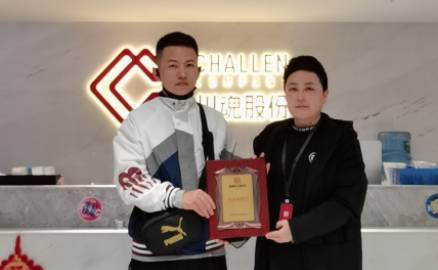 陳先生在當(dāng)?shù)亟?jīng)常吃我們的冒菜