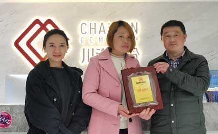 侯女士準(zhǔn)備回四川開家冒菜加盟店