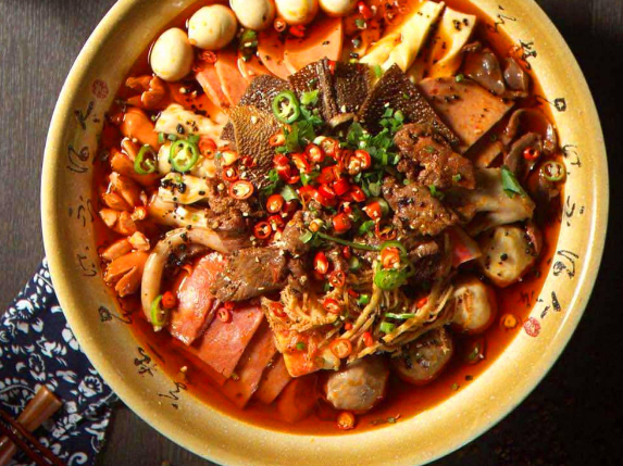 為什么選擇天津帽牌貨冒菜加盟服務(wù)？