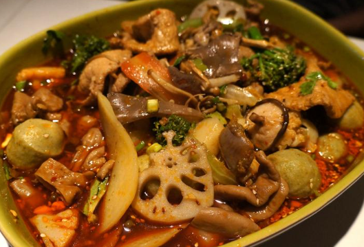 冒菜店加盟還是自己開(kāi)比較好呢？