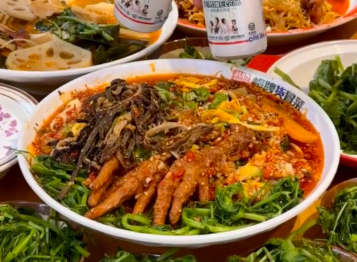 冒菜店加盟好還是不加盟好呢