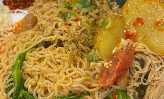 推薦本地人喜歡的冒菜，帽牌貨冒菜