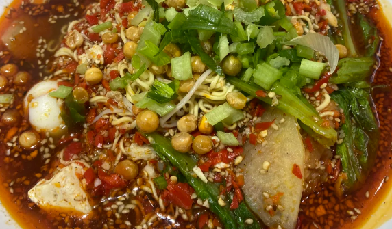 2025開一個冒菜店需要準備什么東西