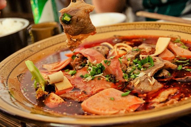 學(xué)冒菜技術(shù)培訓(xùn)多少錢(qián)，了解冒菜培訓(xùn)班的費(fèi)用和課程內(nèi)容