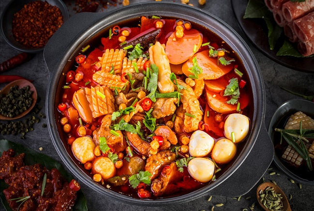 開一個冒菜店大概需要多少錢？